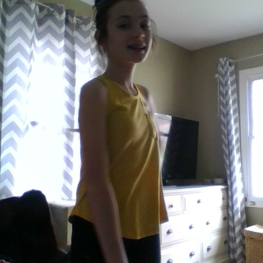 Wide tank top - Picture 5 of 8